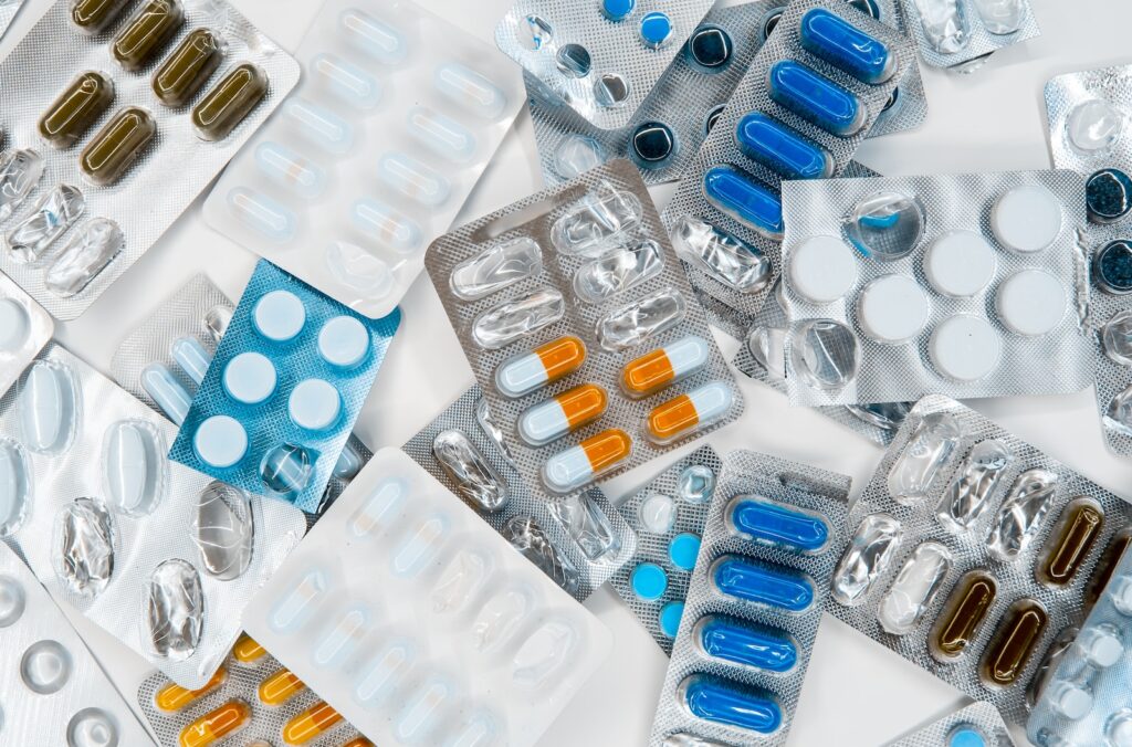 Acceso a medicamentos y farmacias en EsSalud
